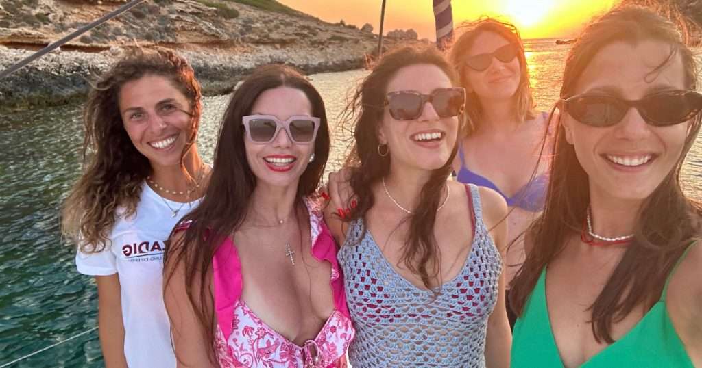 DONATELLA ZACCAGNINI ROMITO IN BARCA A VELA CON ZADIG – CLUB ROMA VELA